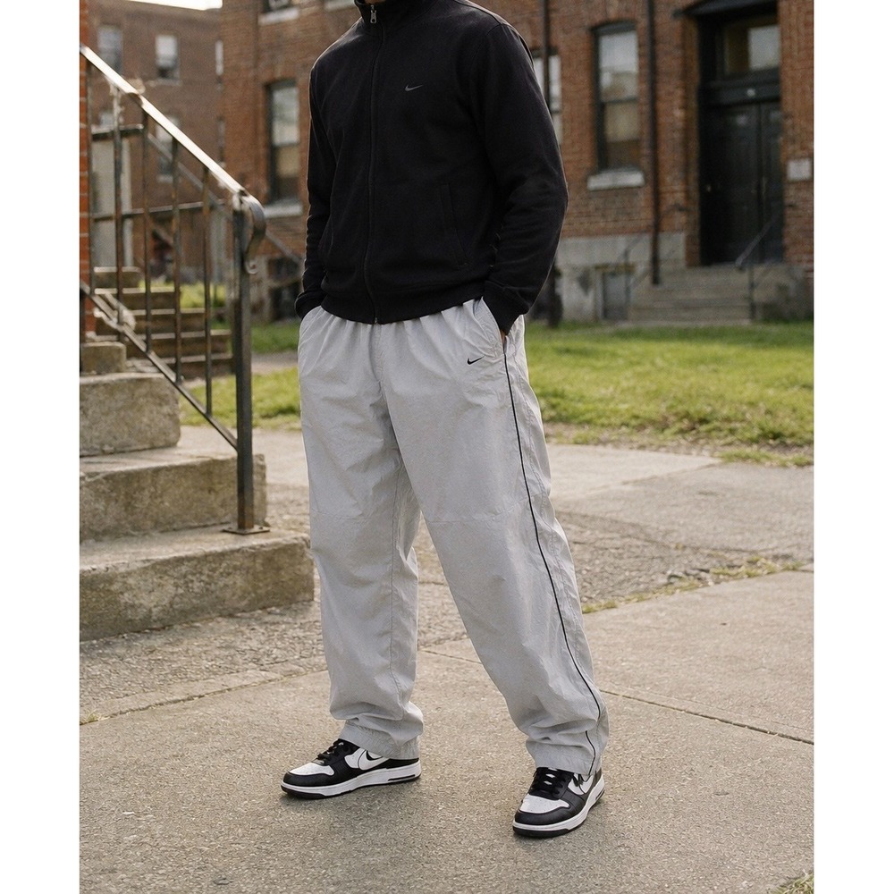 Vintage Y2K Nike Mens M Track Pants Gray Windbreaker Baggy Wide Leg